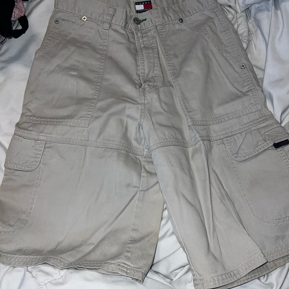 Tommy Hilfiger Men's Gray Cargo Shorts